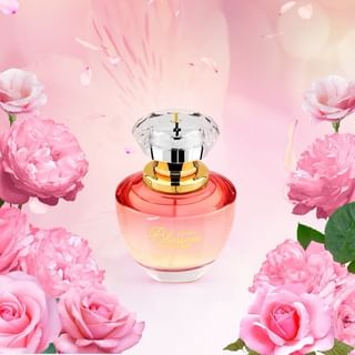 One of the top publications of @j.fragrances.cosmetics which has 206 likes and 1 comments