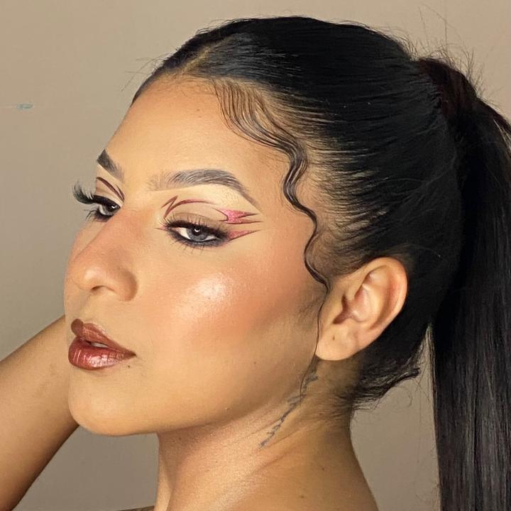 Profile avatar of emilyhernandez_makeup