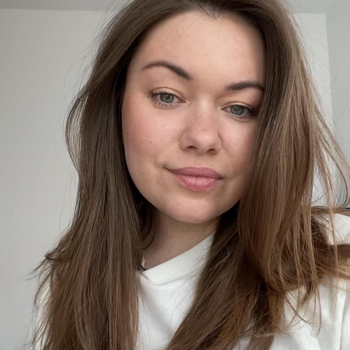 Profile avatar of lara_zharkova